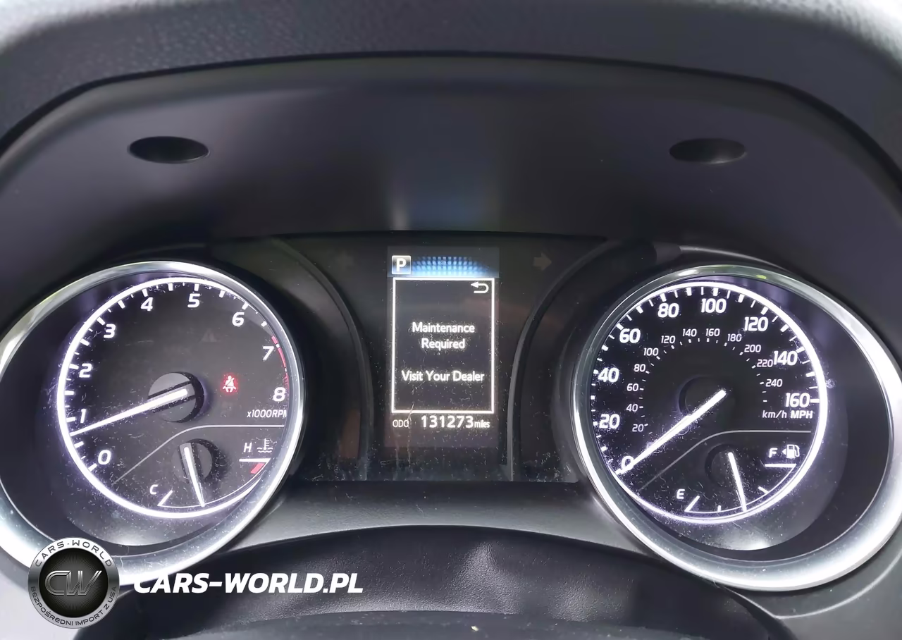 2020 Toyota Camry Le VIN:4T1C11AK3LU882628 - 7