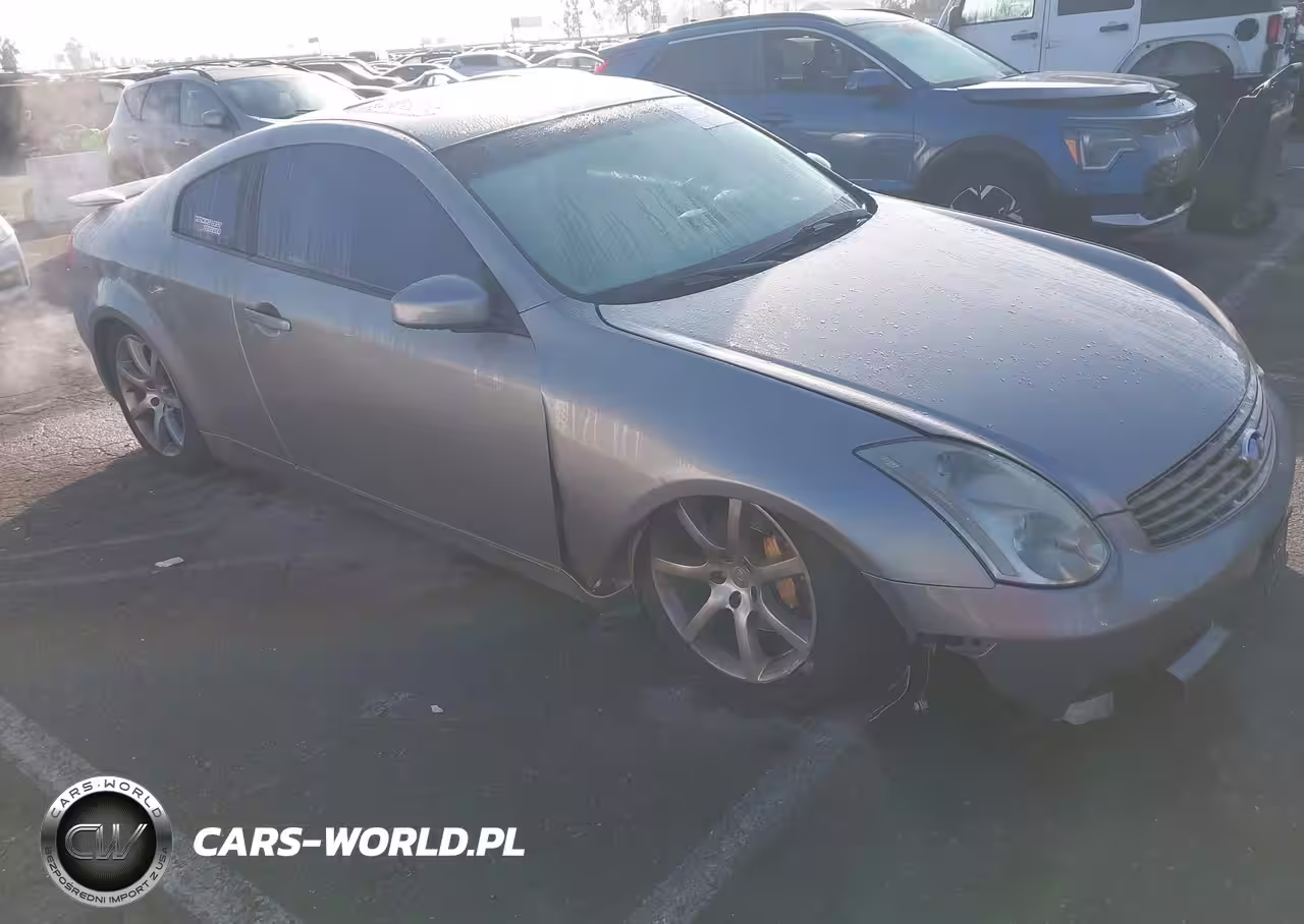 2003 Infiniti G35 Base W-6 Speed Manual