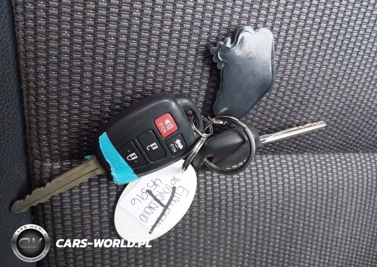 2016 Toyota Corolla S Plus VIN:2T1BURHE6GC644751 - 11