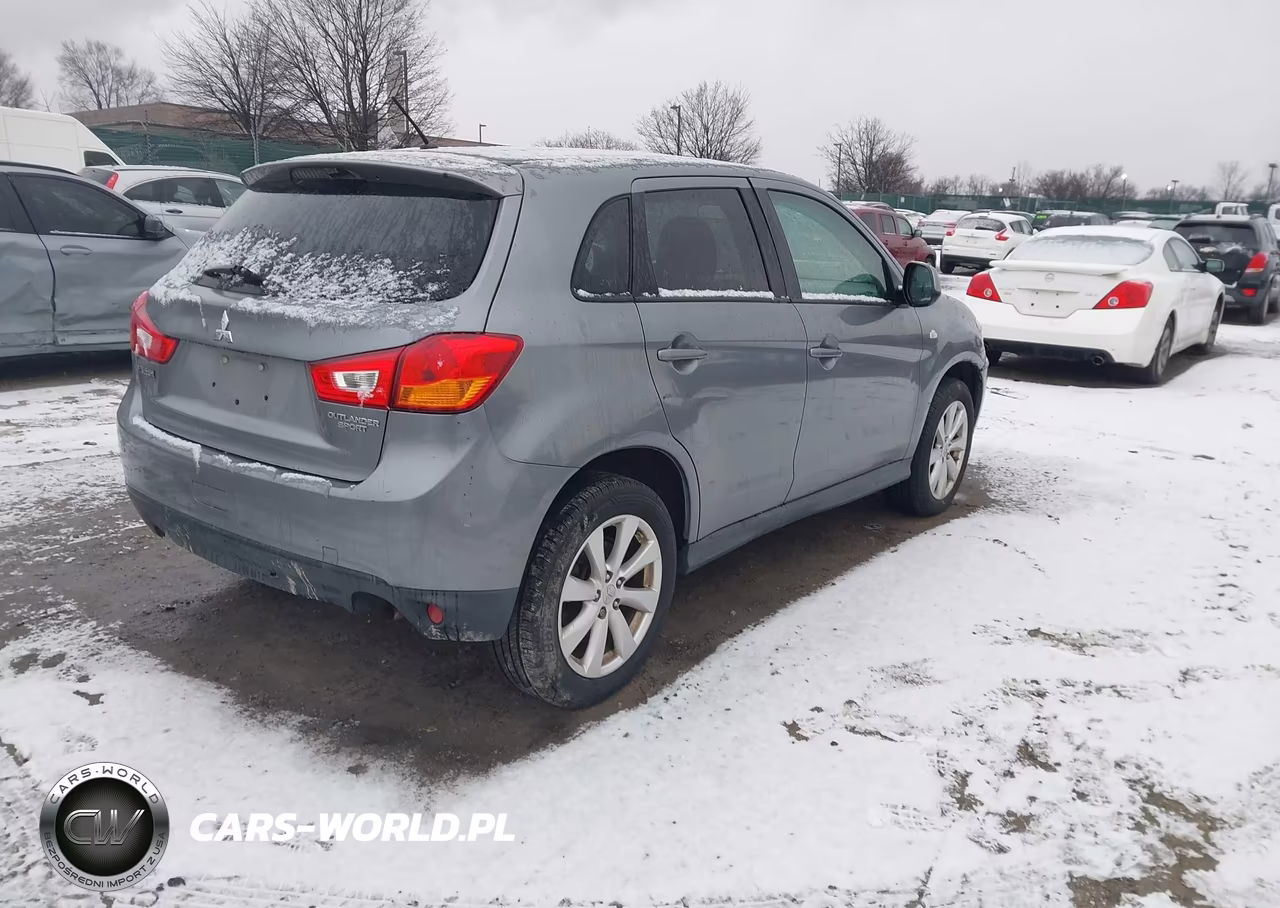 2015 Mitsubishi Outlander Sport Es VIN:4A4AP3AU3FE049670 - 4