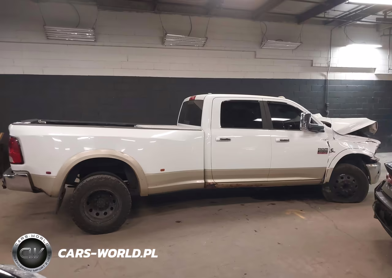 2011 Ram Ram 3500 Laramie VIN:3D73Y4CL0BG546319 - 13