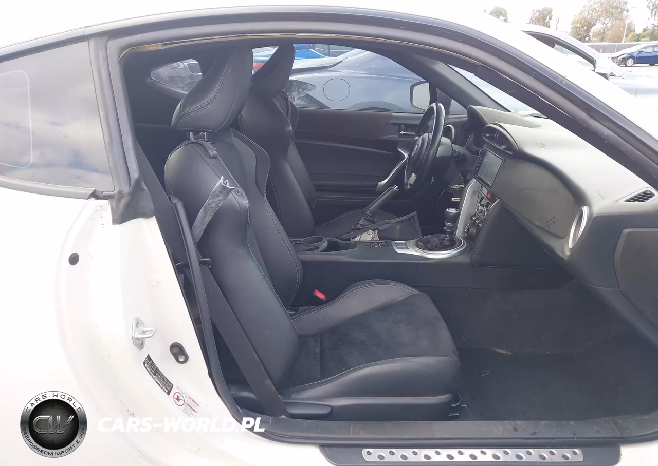 2018 Toyota 86 Gt VIN:JF1ZNAE19J9700232 - 5