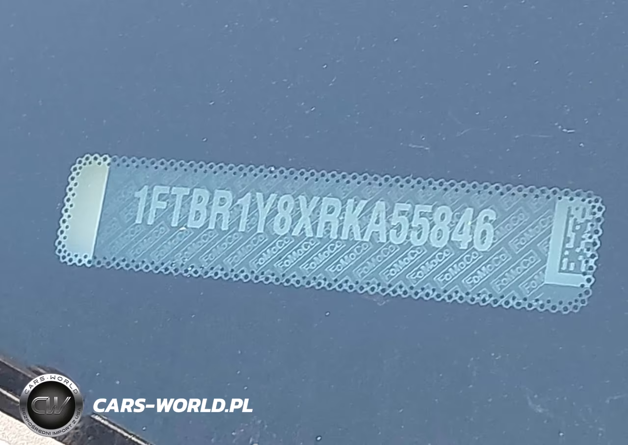2024 Ford Transit-250 VIN:1FTBR1Y8XRKA55846 - 17