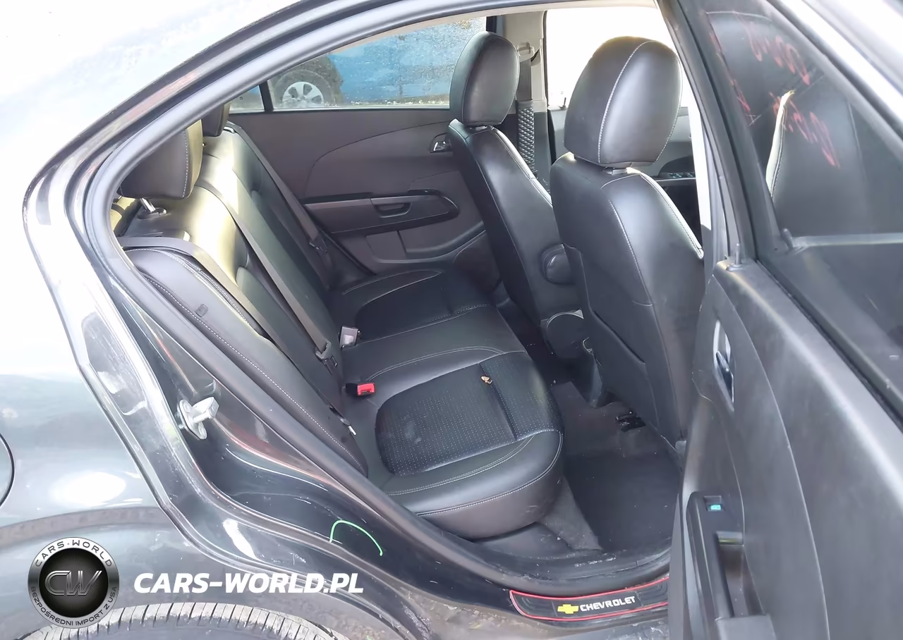 2018 Chevrolet Sonic Premier Auto VIN:1G1JF5SB4J4104377 - 8
