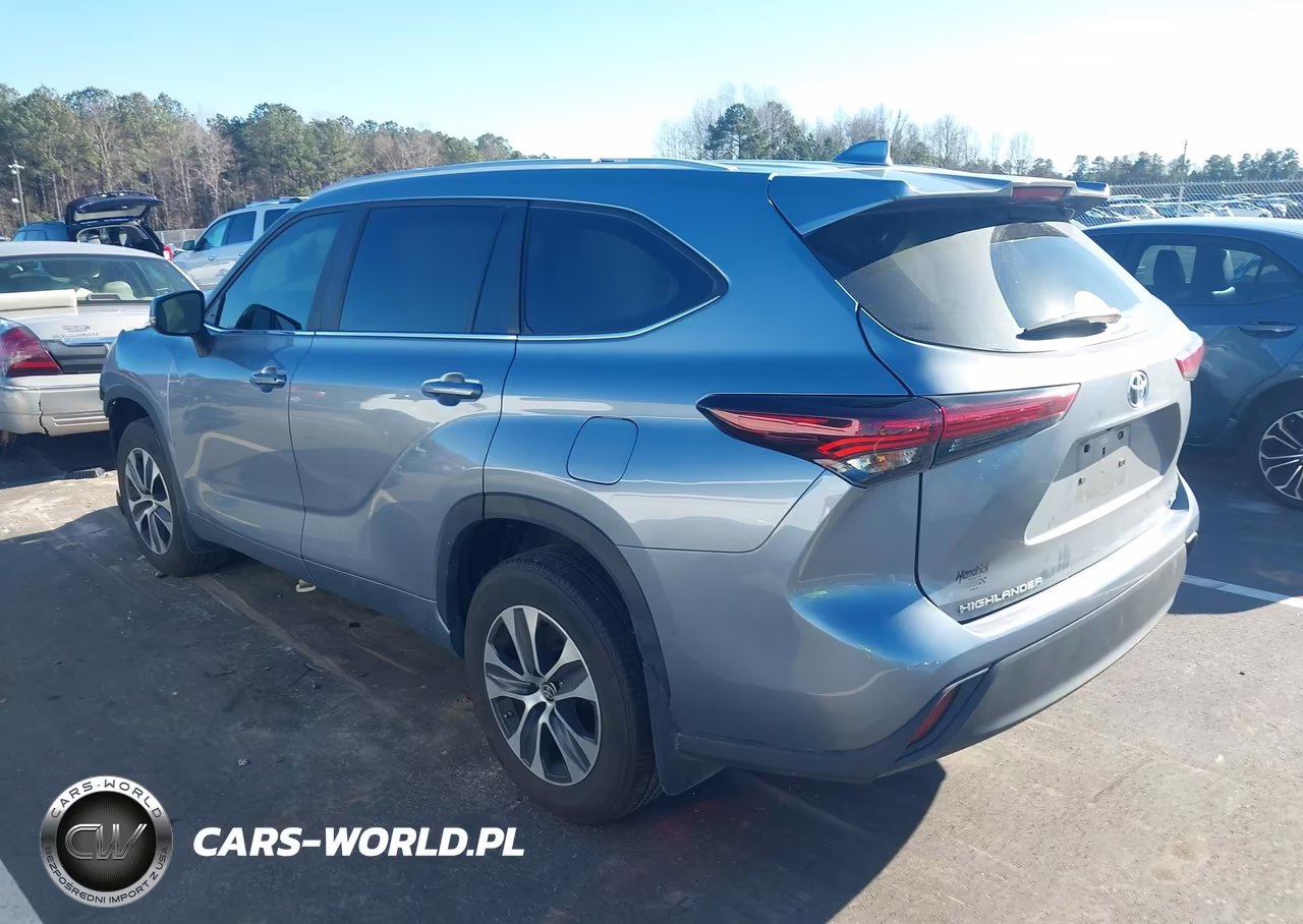 2024 Toyota Highlander Xle VIN:5TDKDRAHXRS530959 - 3