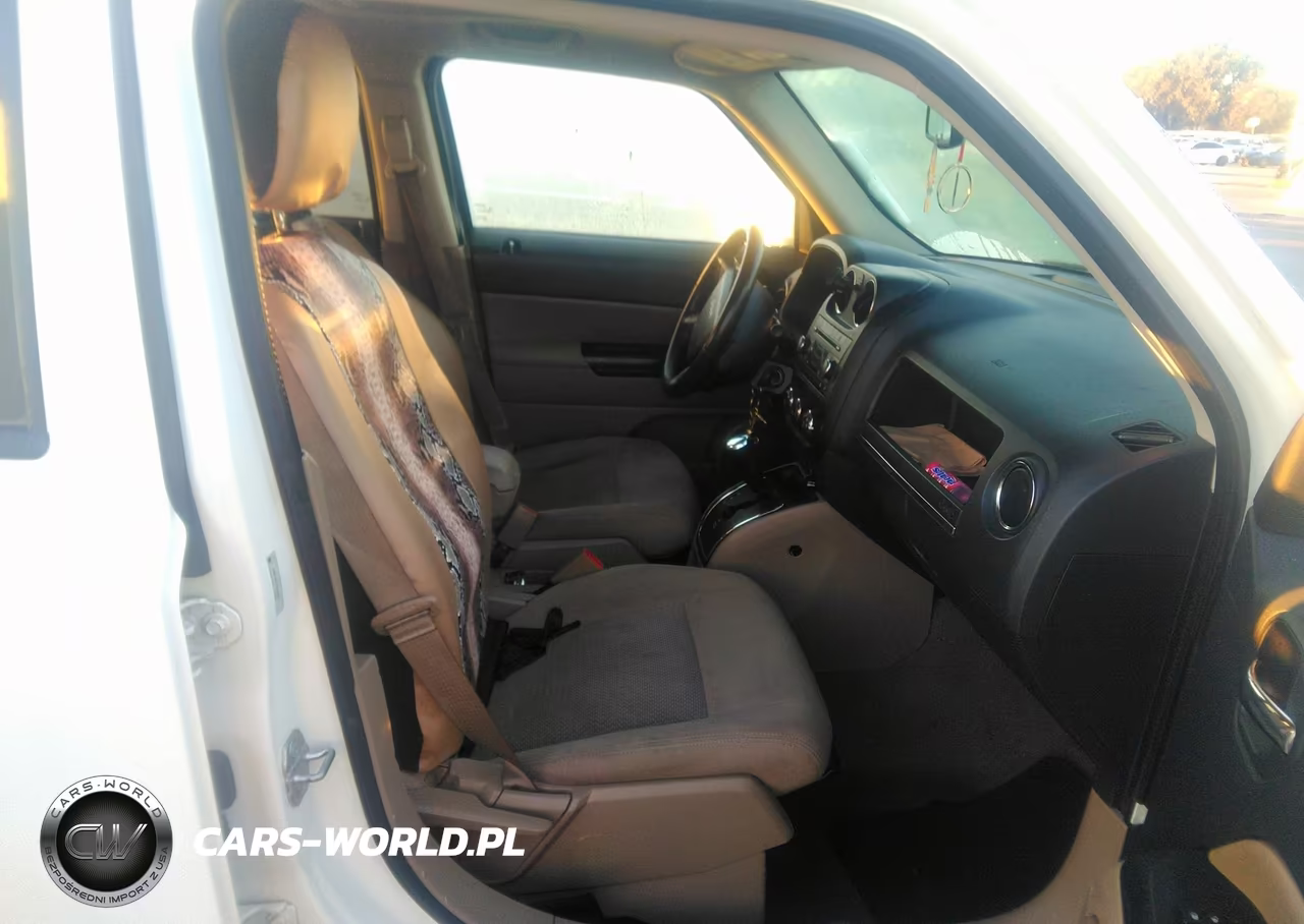 2010 Jeep Patriot Sport VIN:1J4NF2GB7AD503620 - 5