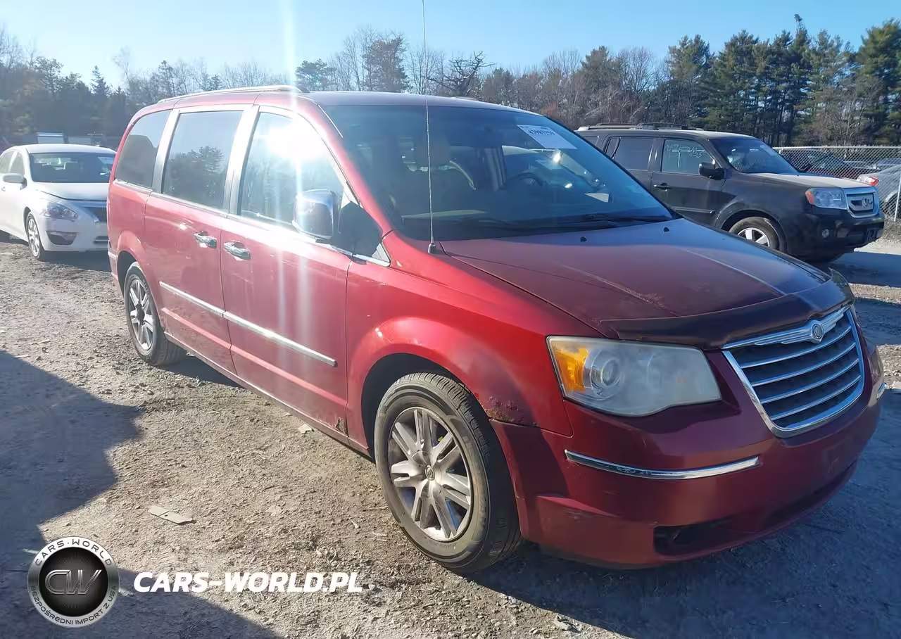 2010 Chrysler Town & Country Limited
