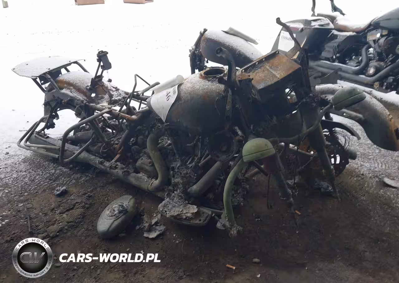 2005 Harley-Davidson Xl883 C