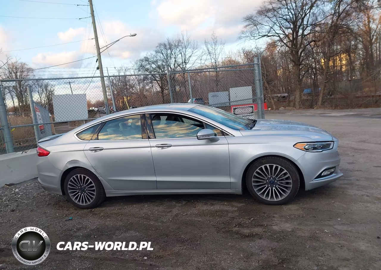 2018 Ford Fusion Hybrid Titanium VIN:3FA6P0RU2JR141025 - 13
