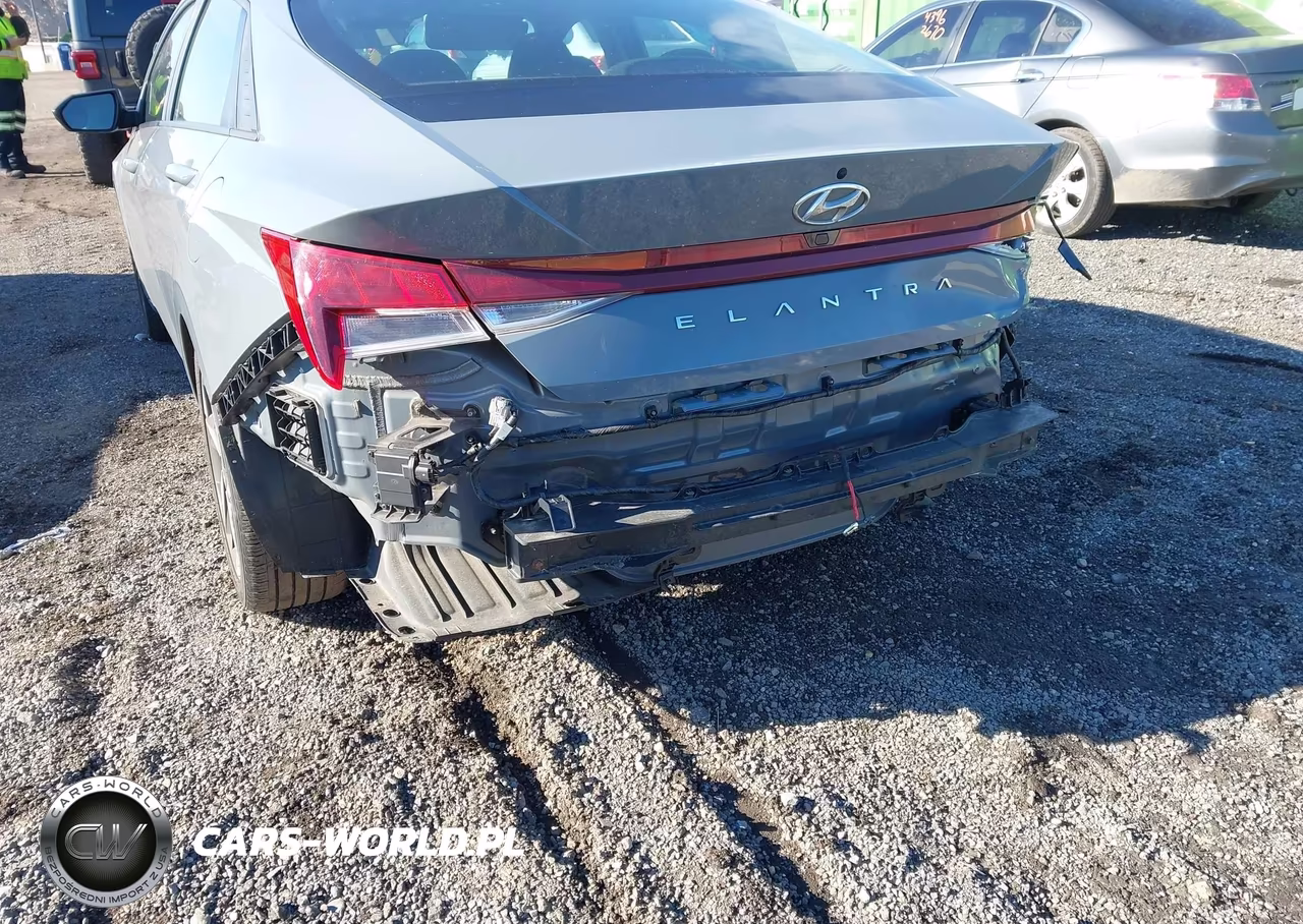 2023 Hyundai Elantra Sel VIN:KMHLS4AG5PU445942 - 6