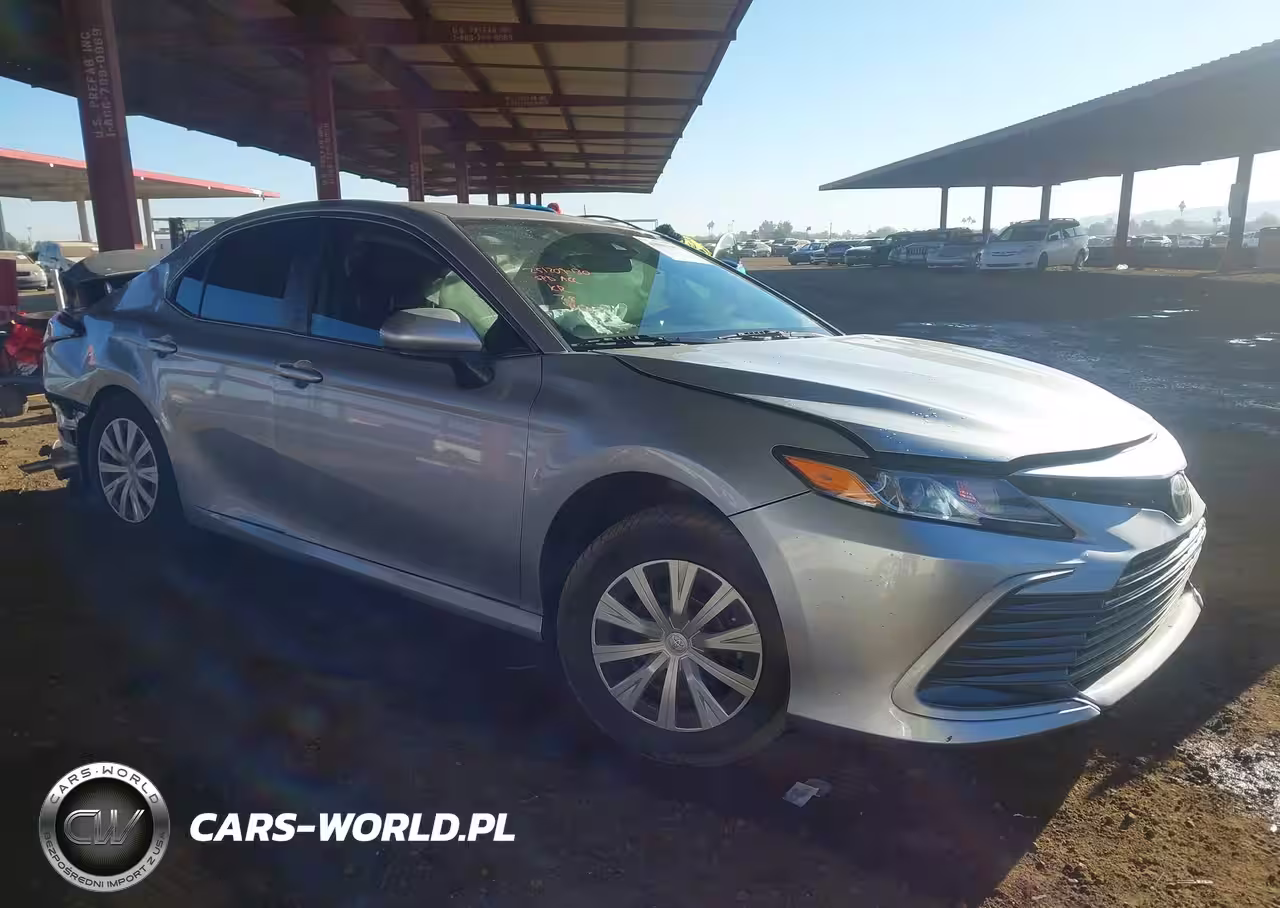 2023 TOYOTA CAMRY LE