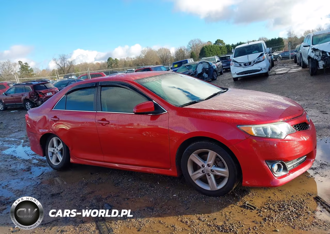 2014 Toyota Camry Se VIN:4T1BF1FK9EU811684 - 13