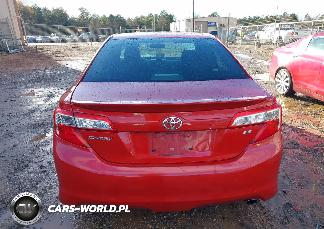 2014 Toyota Camry Se VIN:4T1BF1FK9EU811684 - 16