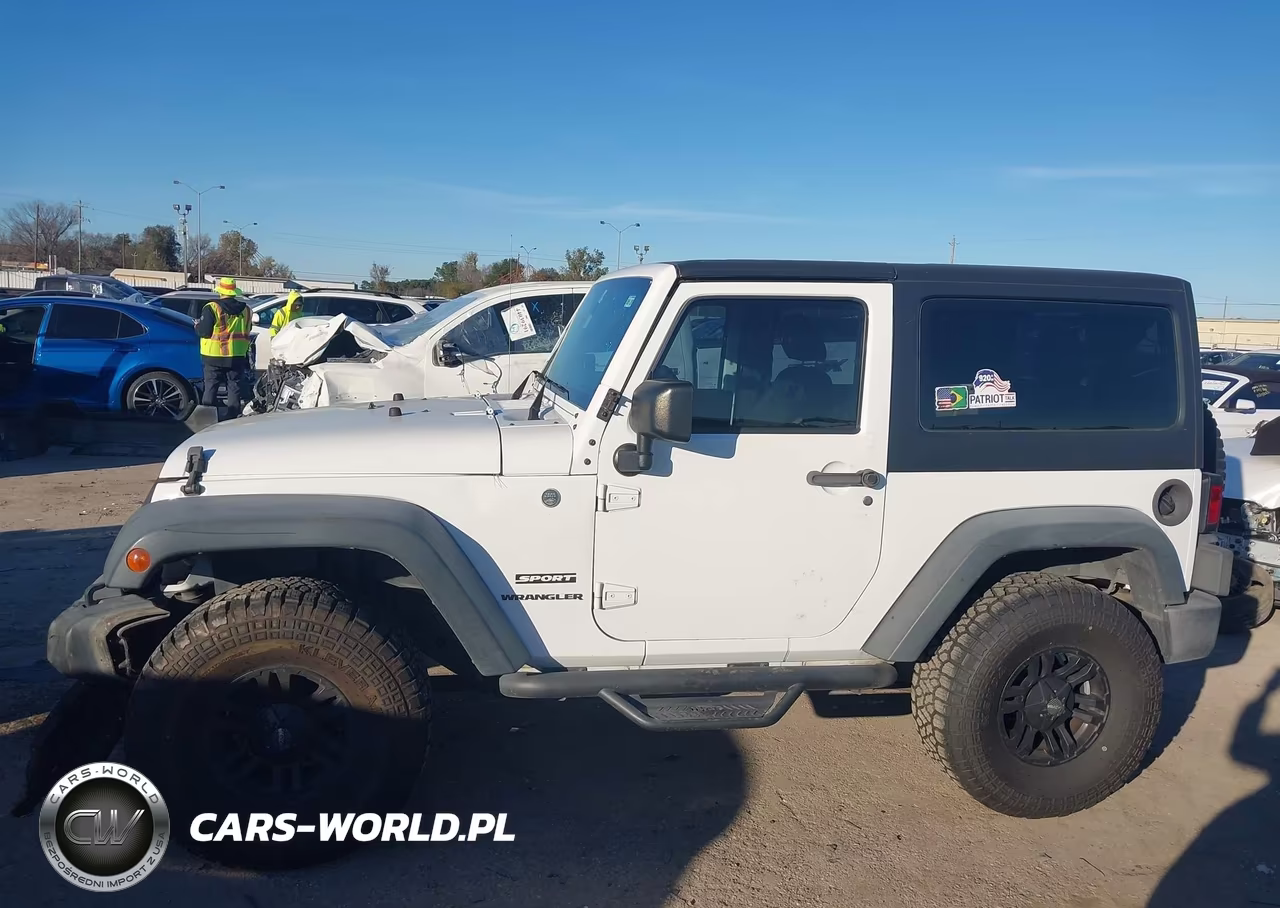 2015 Jeep Wrangler Sport VIN:1C4AJWAG4FL649579 - 14