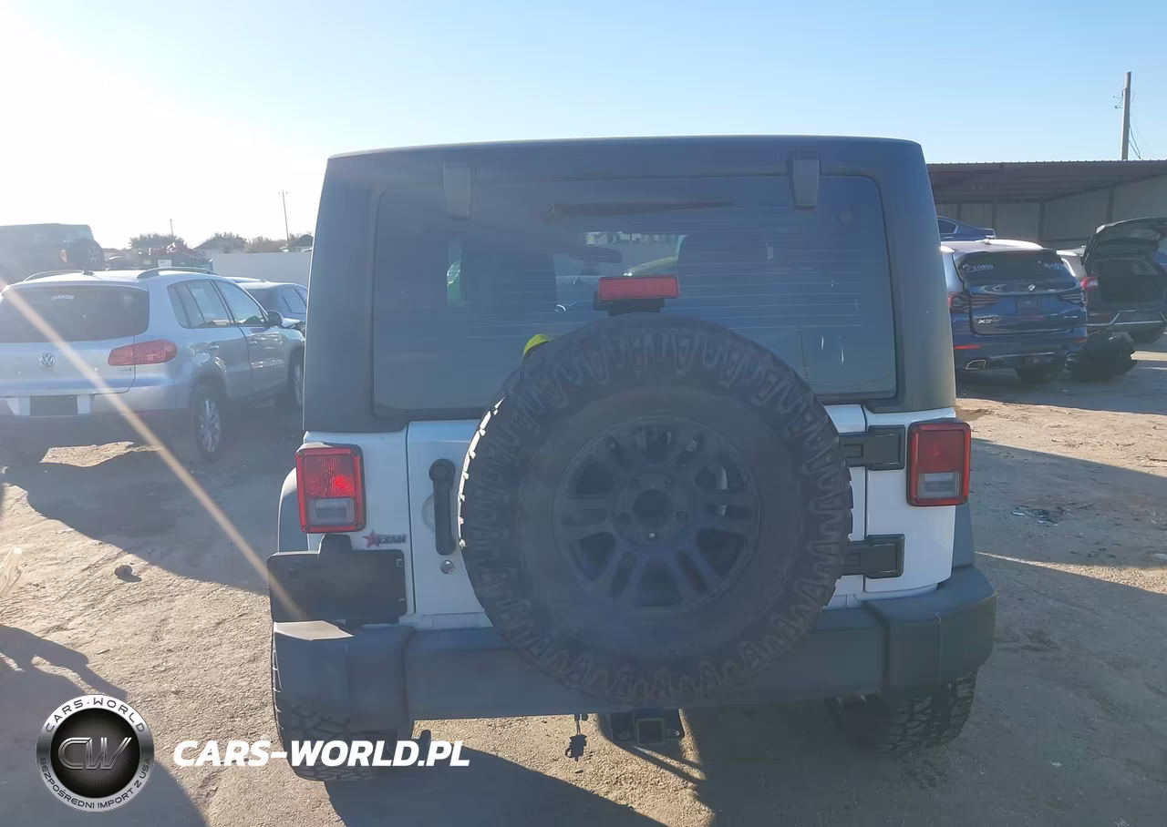 2015 Jeep Wrangler Sport VIN:1C4AJWAG4FL649579 - 16