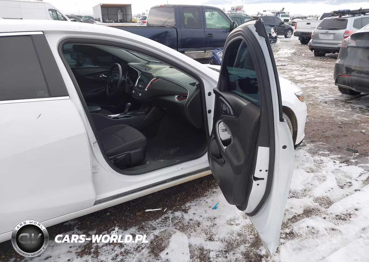2019 Chevrolet Malibu Lt VIN:1G1ZD5ST0KF153471 - 5