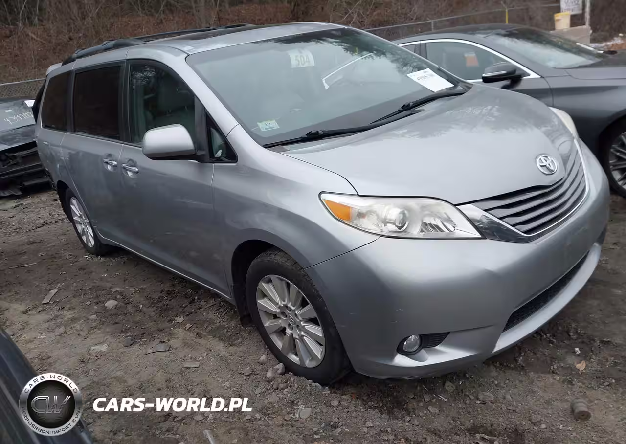 2015 Toyota Sienna Xle 7 Passenger