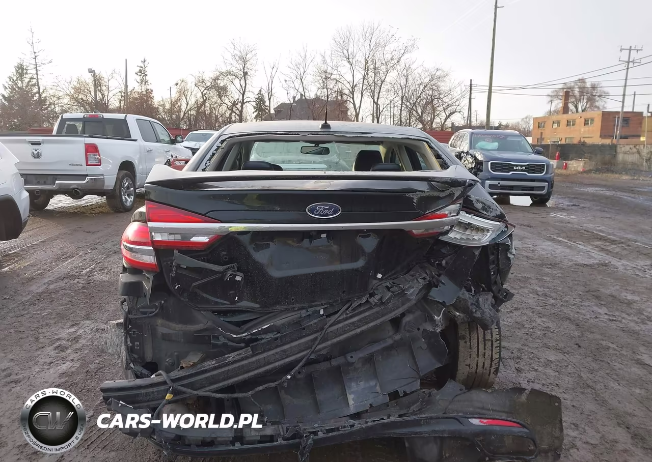 2018 Ford Fusion Titanium VIN:3FA6P0D96JR212343 - 16