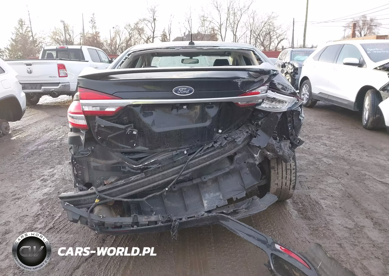 2018 Ford Fusion Titanium VIN:3FA6P0D96JR212343 - 6