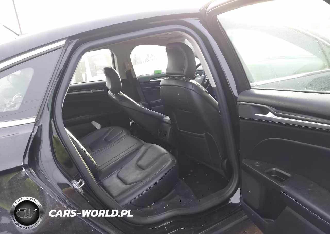 2018 Ford Fusion Titanium VIN:3FA6P0D96JR212343 - 8