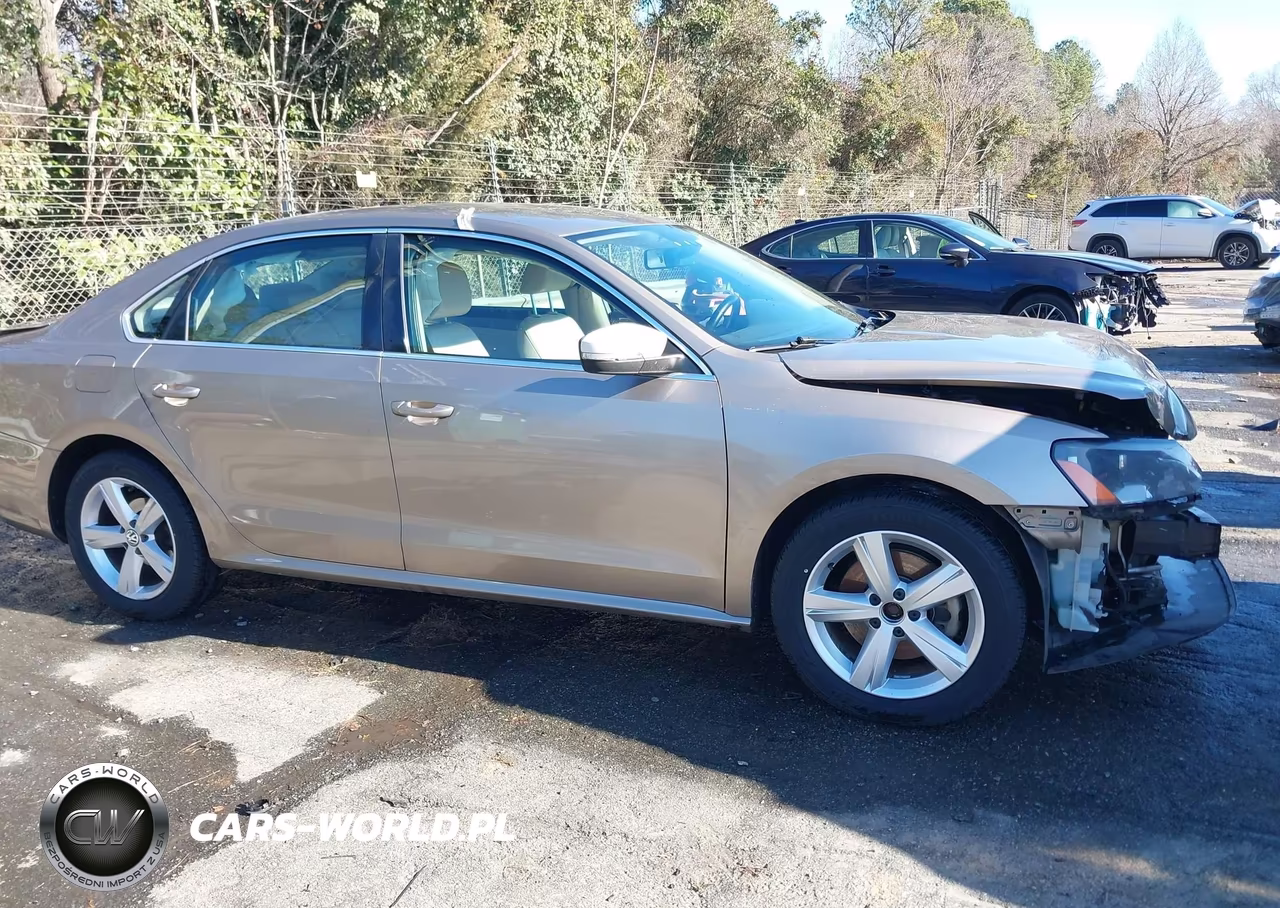 2015 Volkswagen Passat 2.0L Tdi Se VIN:1VWBV7A32FC013476 - 14