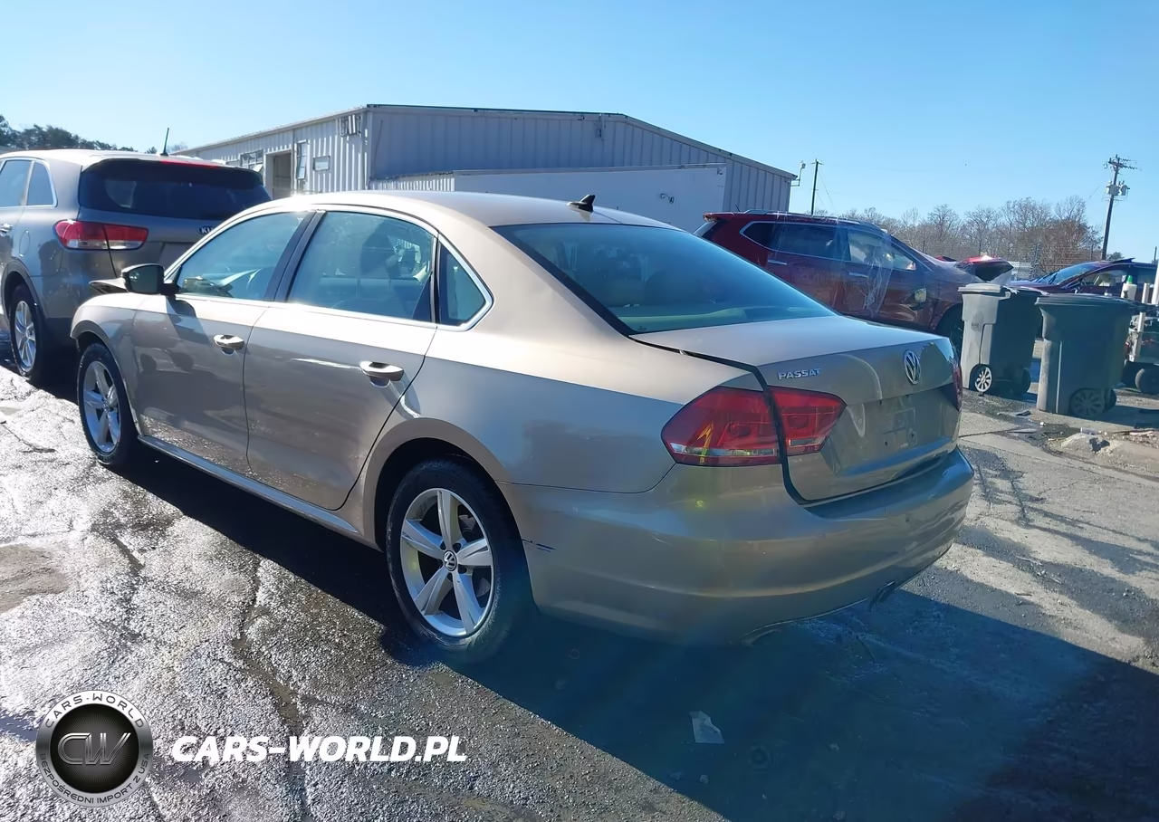 2015 Volkswagen Passat 2.0L Tdi Se VIN:1VWBV7A32FC013476 - 3