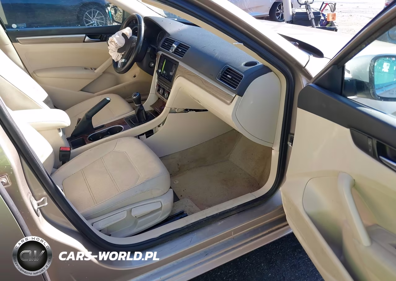 2015 Volkswagen Passat 2.0L Tdi Se VIN:1VWBV7A32FC013476 - 5