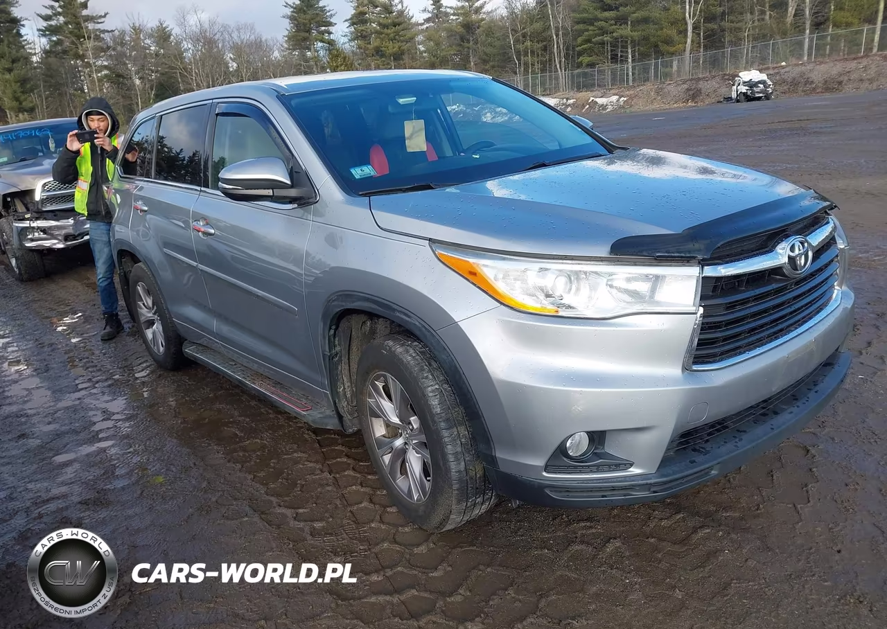 2014 Toyota Highlander Le Plus V6