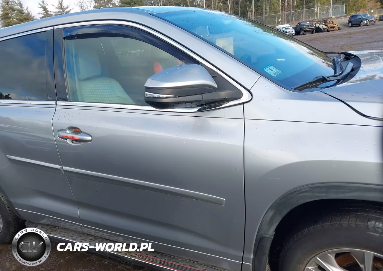 2014 Toyota Highlander Le Plus V6 VIN:5TDBKRFH8ES005438 - 13