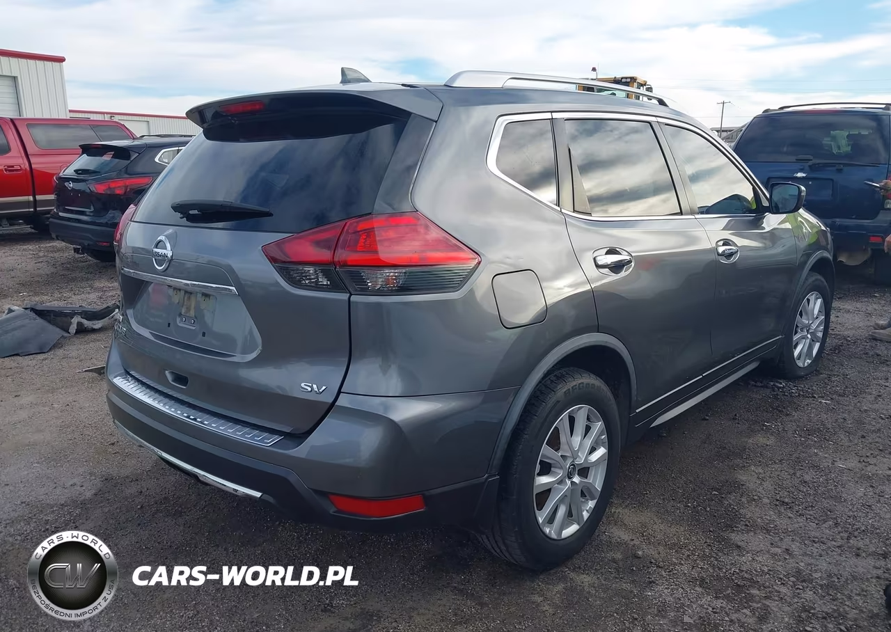 2017 Nissan Rogue Sv VIN:JN8AT2MT5HW400239 - 4