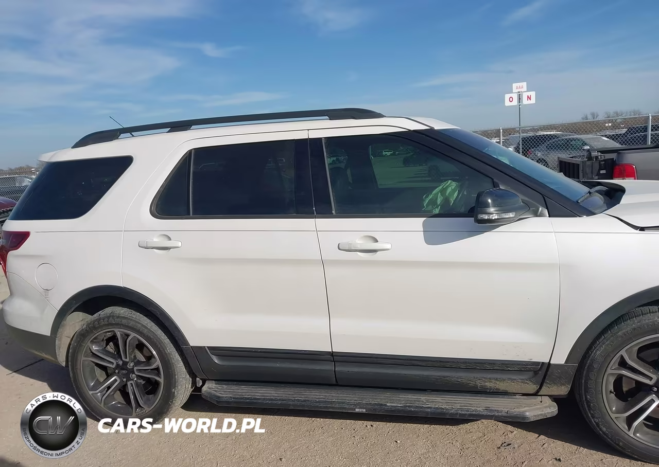 2015 Ford Explorer Sport VIN:1FM5K8GT0FGB46991 - 13