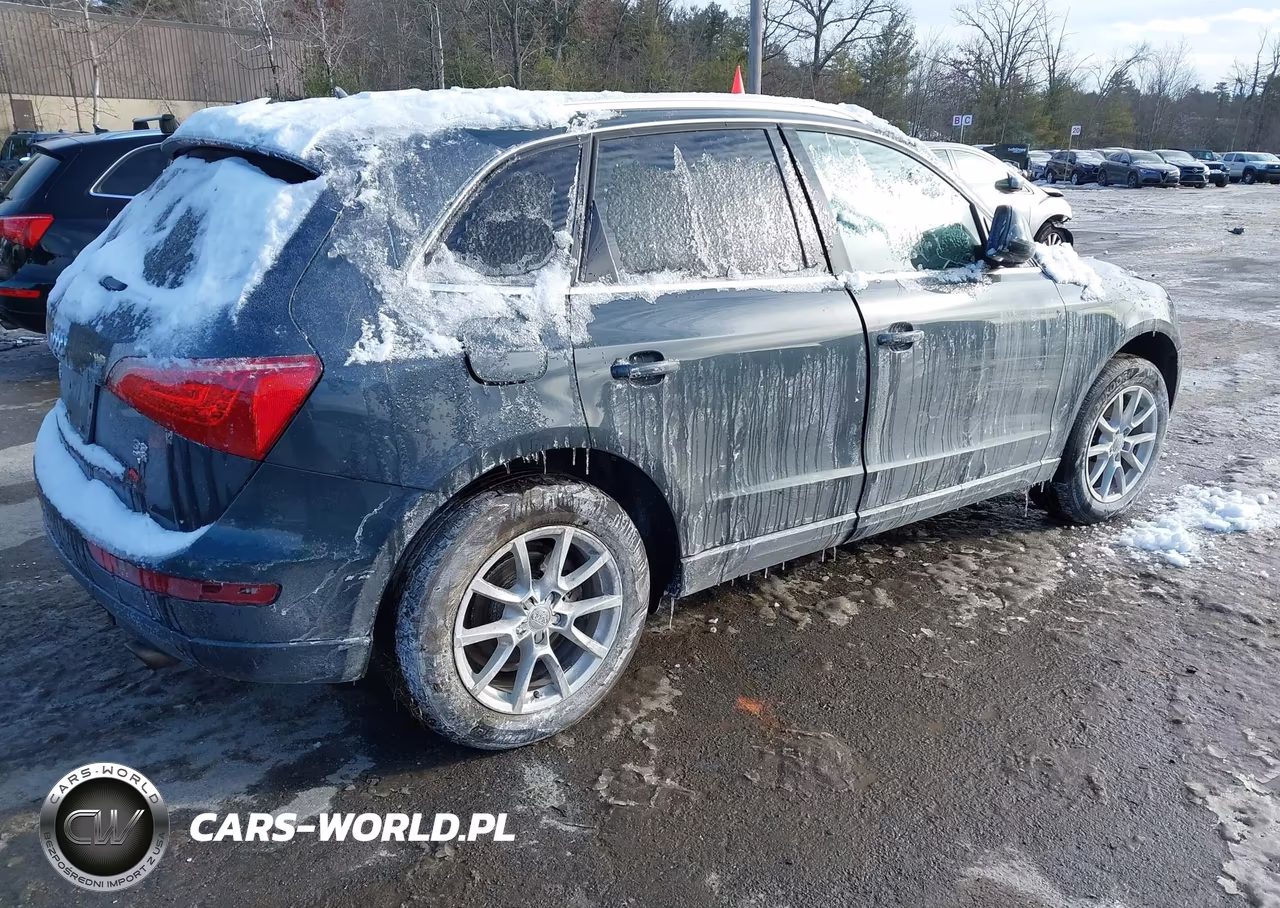 2010 Audi Q5 3.2 Premium VIN:WA1LKAFP8AA082812 - 4