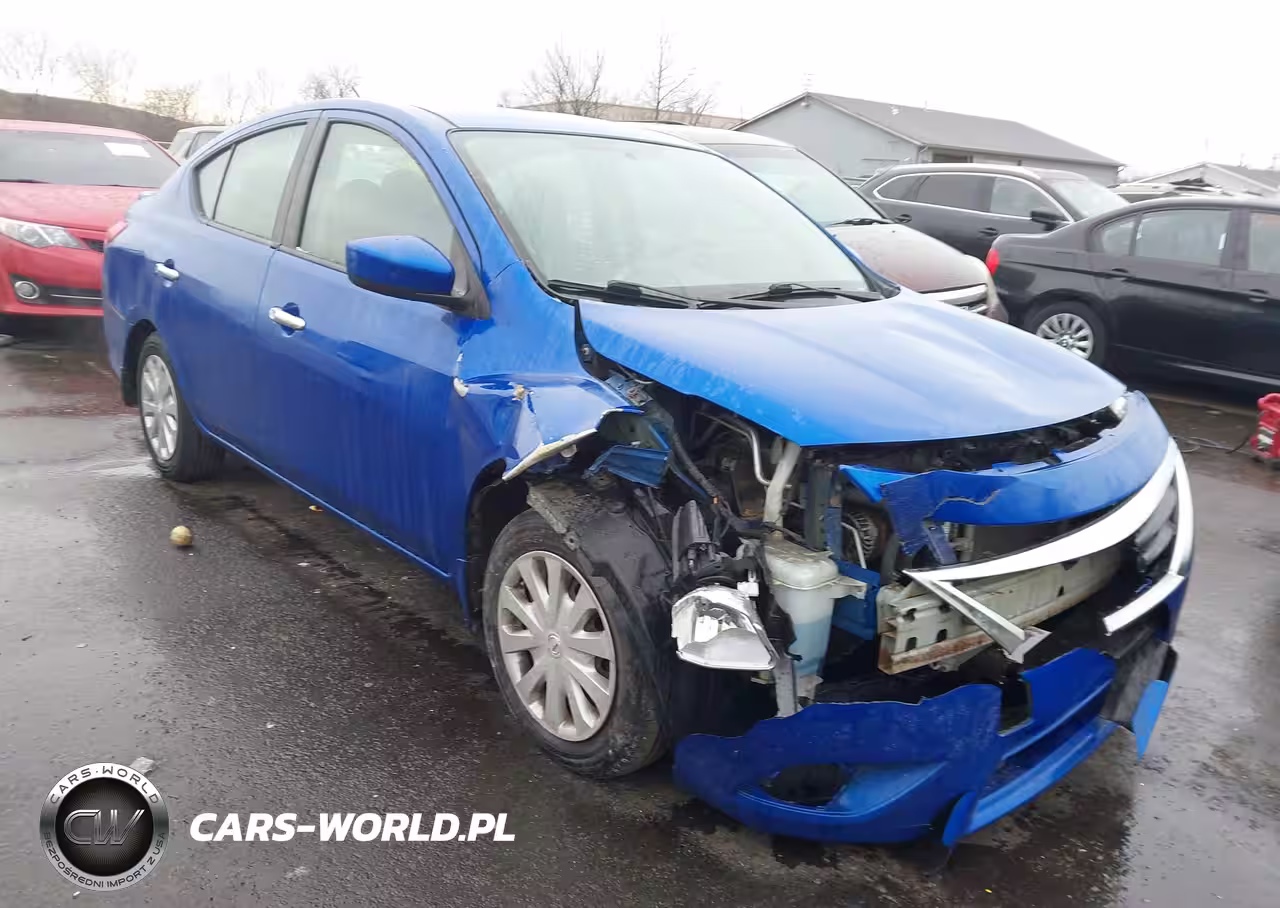 2015 Nissan Versa 1.6 Sv