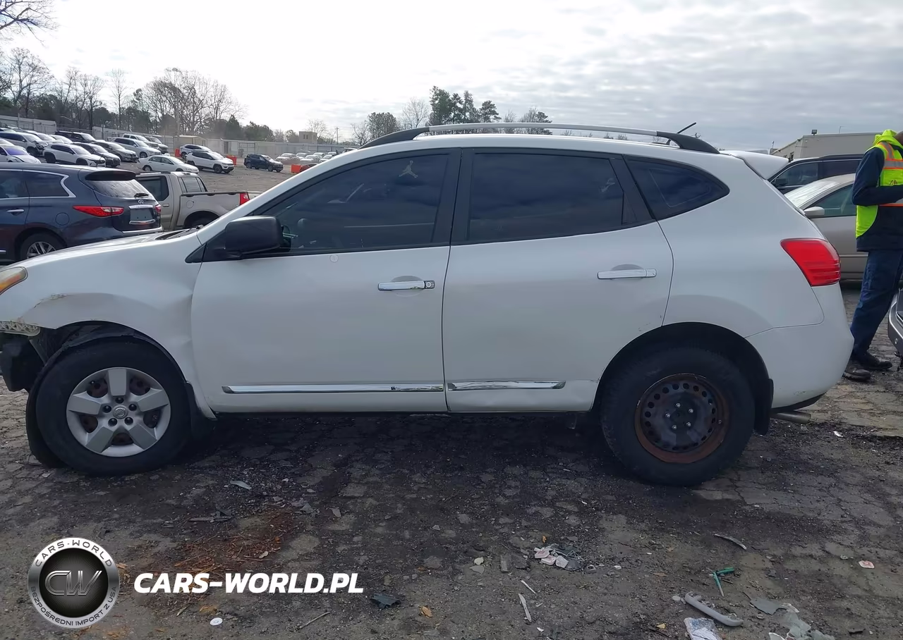 2014 Nissan Rogue Select S VIN:JN8AS5MT5EW614194 - 14