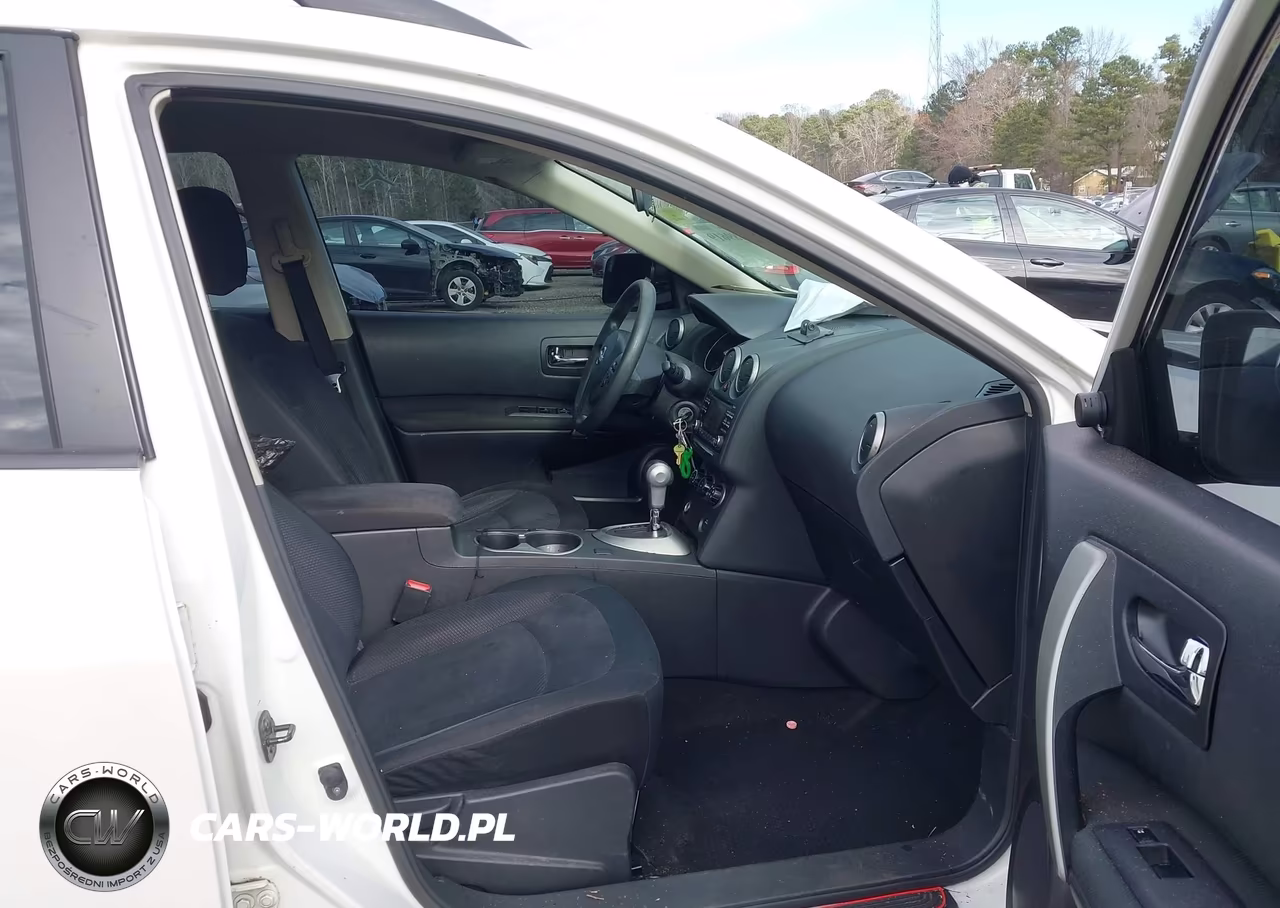 2014 Nissan Rogue Select S VIN:JN8AS5MT5EW614194 - 5