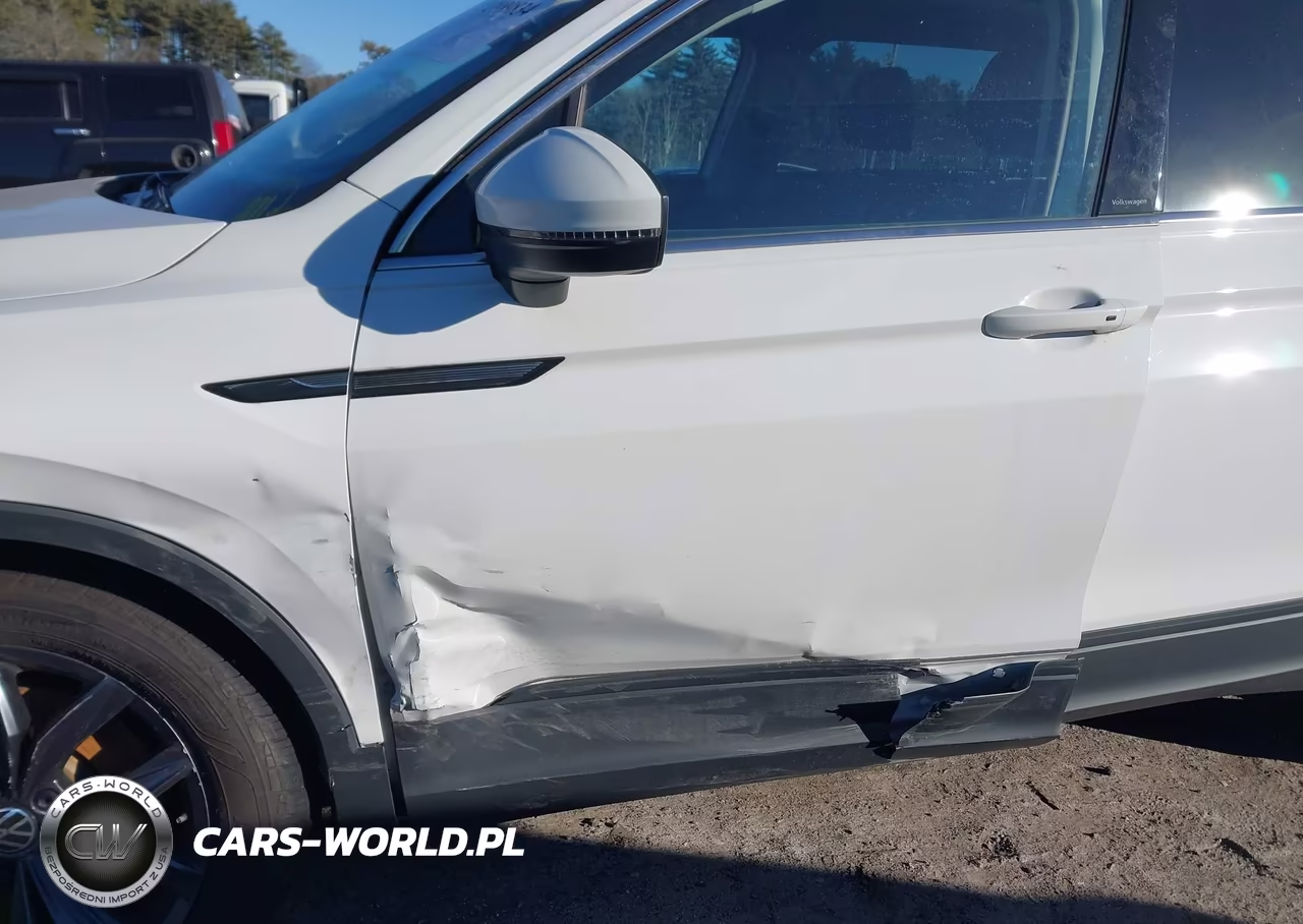 2022 Volkswagen Tiguan 2.0T Se VIN:3VV2B7AX2NM149474 - 17