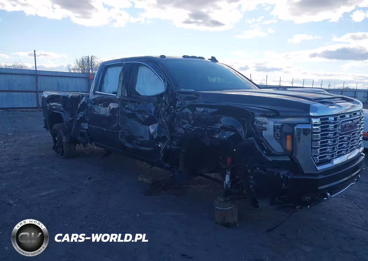 2025 GMC Sierra 3500Hd 4Wd Long Bed Denali