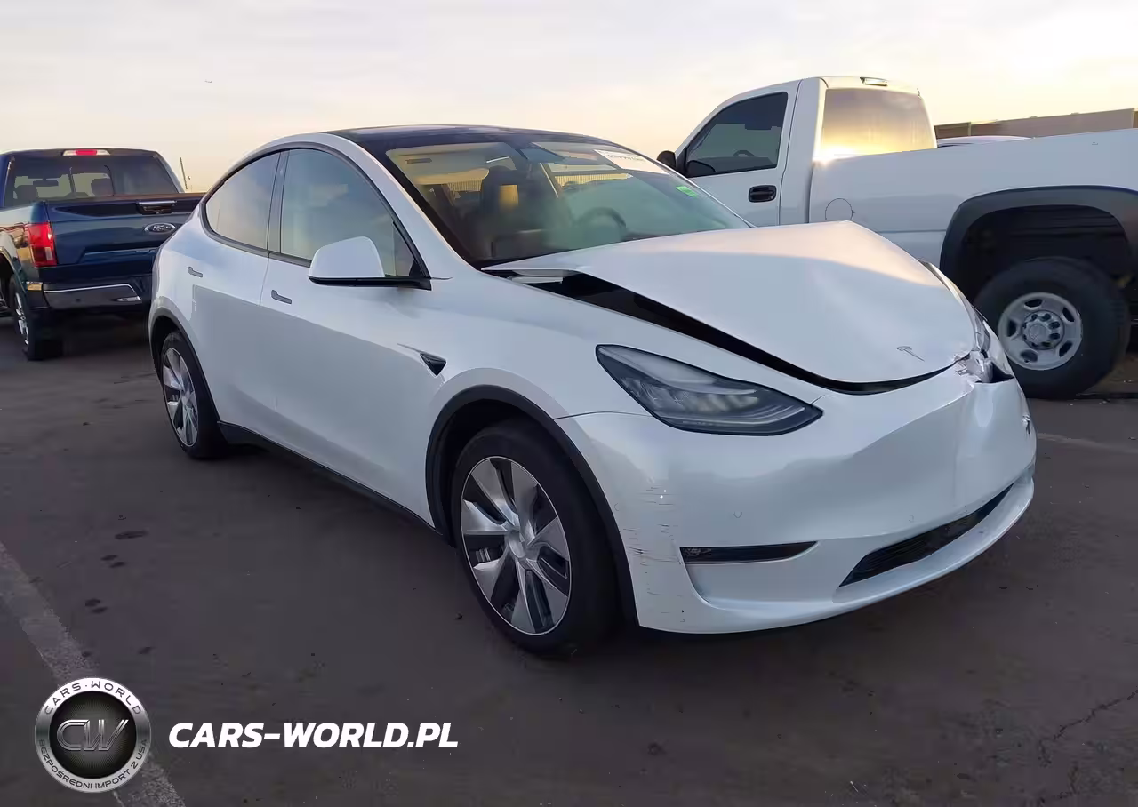 2022 Tesla Model Y Long Range Dual Motor All-Wheel Drive