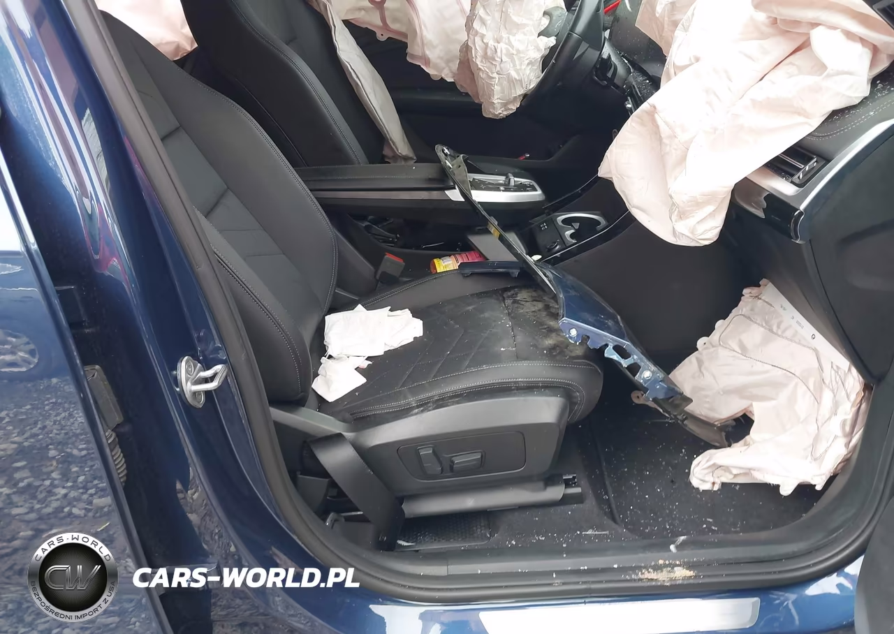 2023 BMW X1 xDrive28I VIN:WBX73EF06P5W52843 - 5