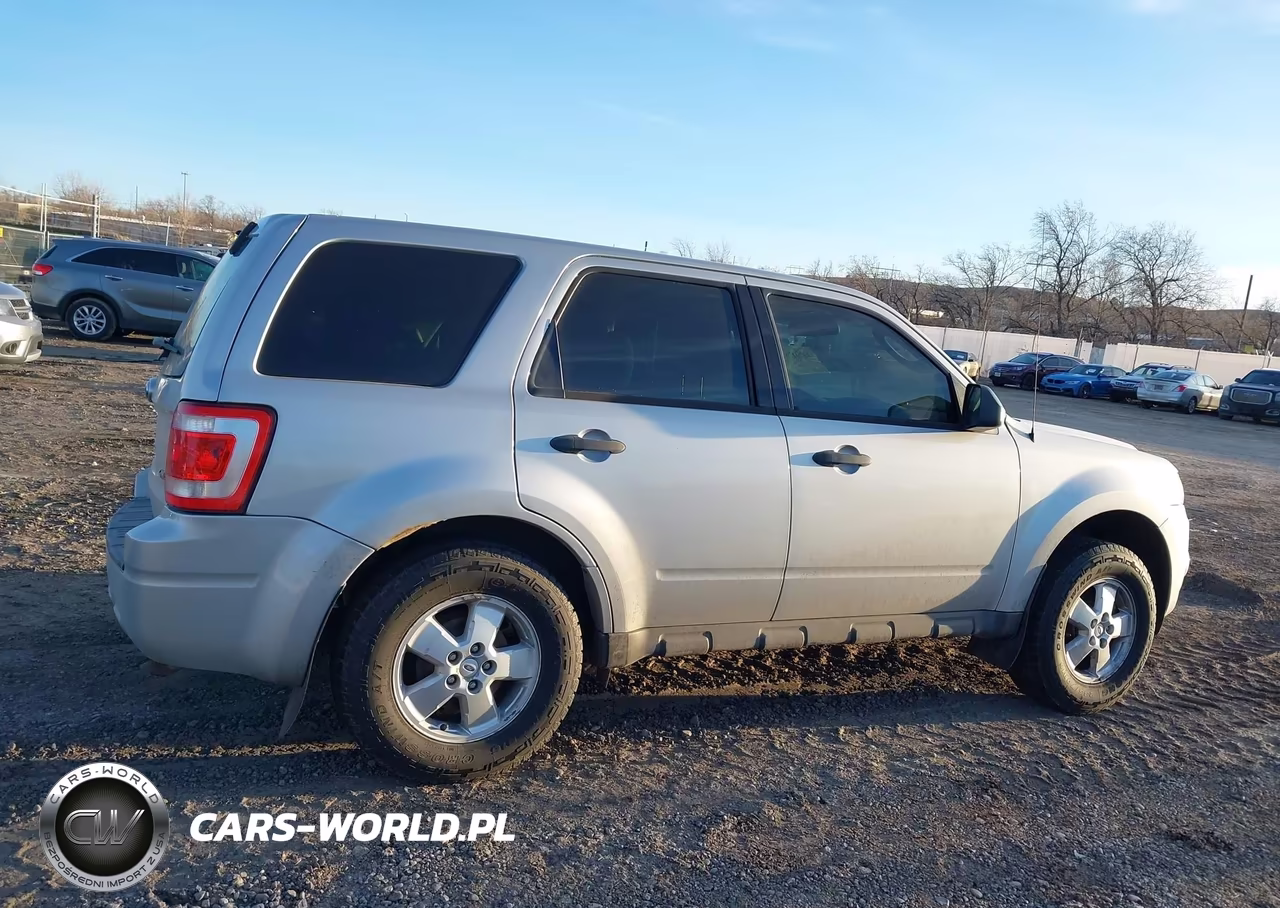 2009 Ford Escape Xls VIN:1FMCU92739KB54618 - 13