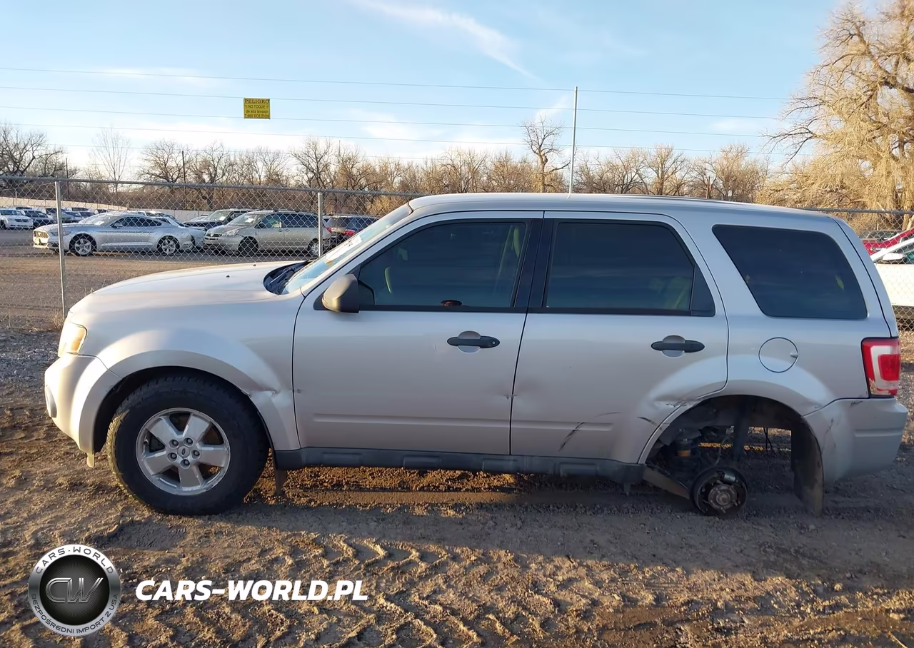 2009 Ford Escape Xls VIN:1FMCU92739KB54618 - 14
