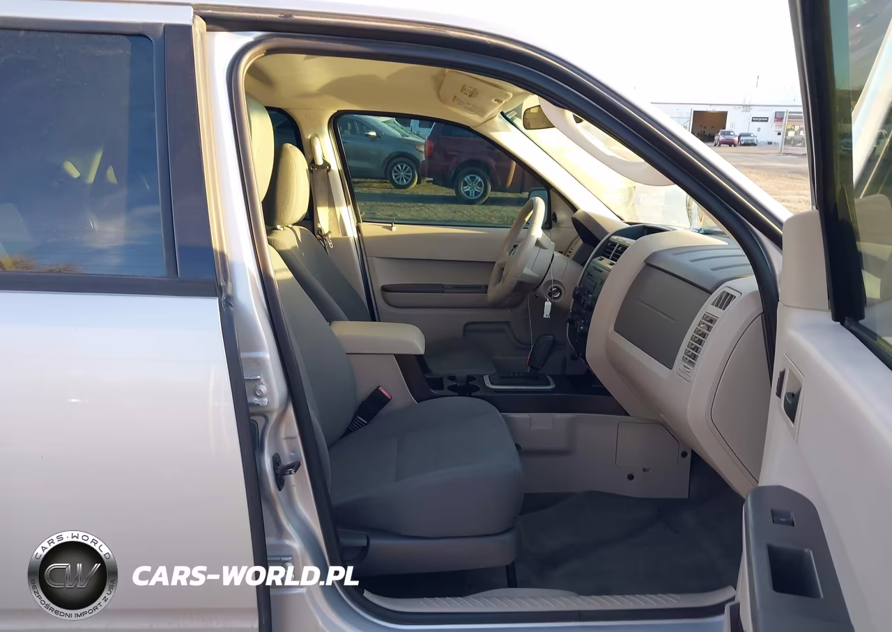 2009 Ford Escape Xls VIN:1FMCU92739KB54618 - 5