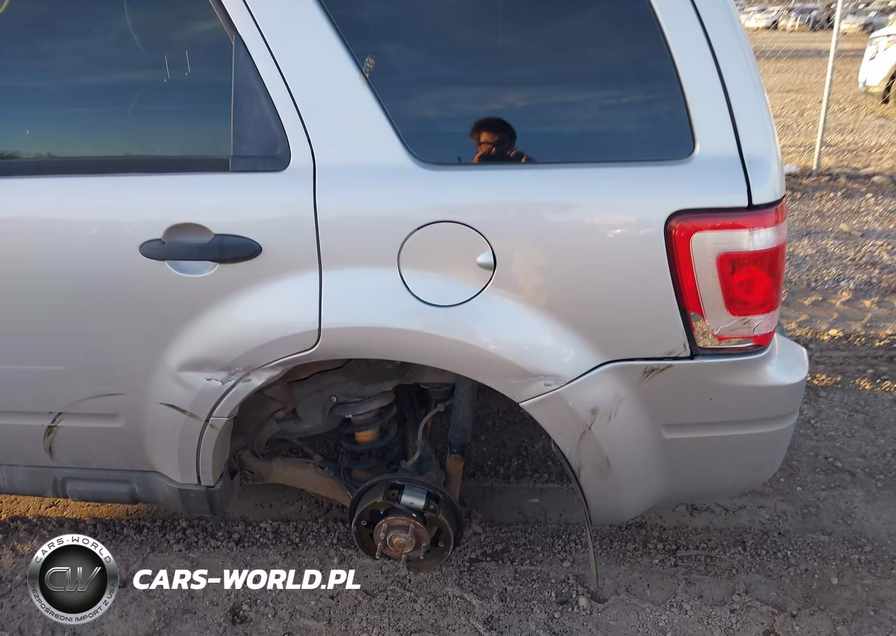 2009 Ford Escape Xls VIN:1FMCU92739KB54618 - 6