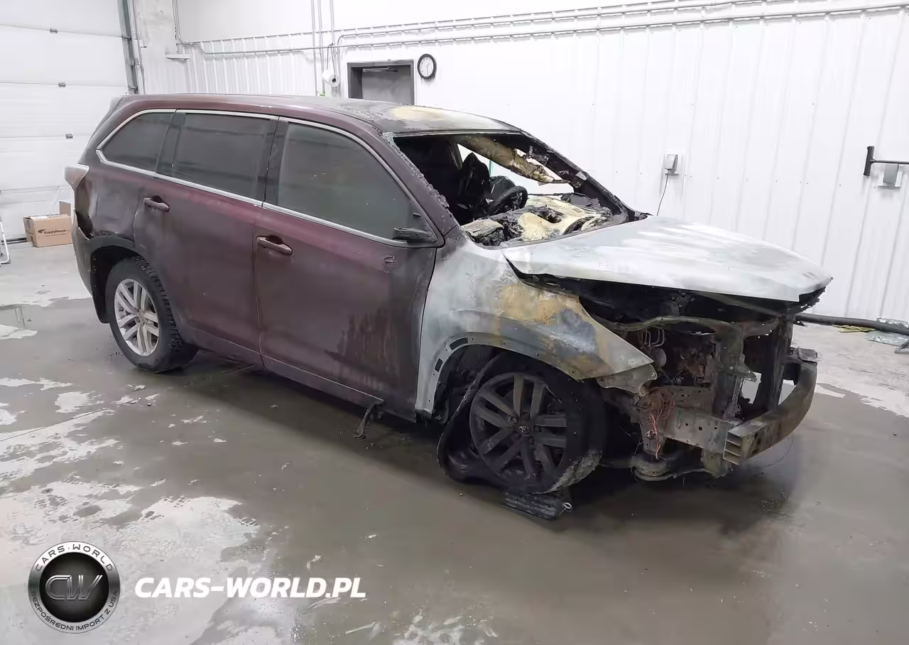 2014 Toyota Highlander Le V6