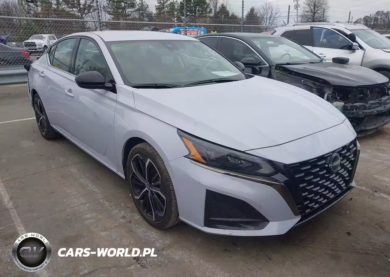 2024 Nissan Altima Sr Fwd