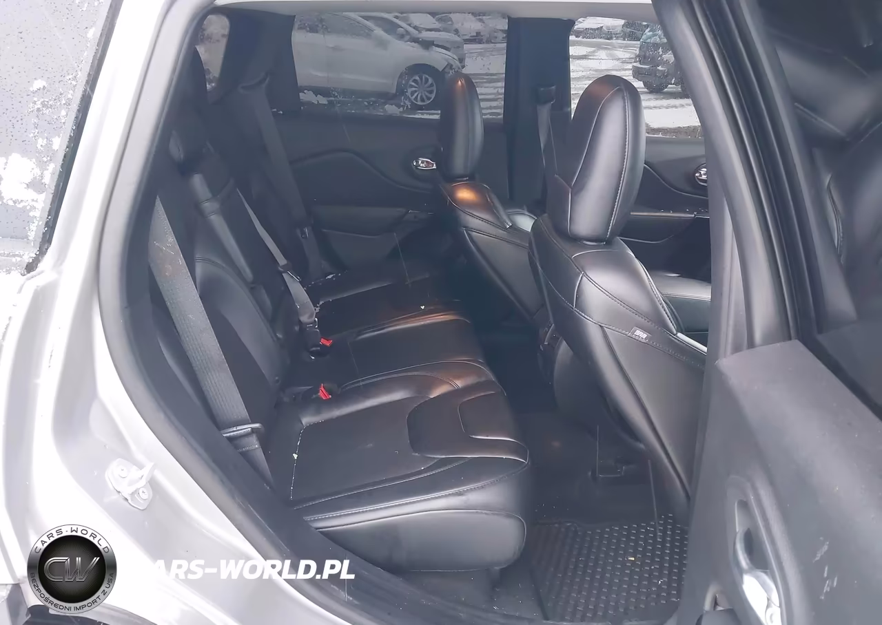 2019 Jeep Cherokee Altitude 4X4 VIN:1C4PJMLB3KD401165 - 8