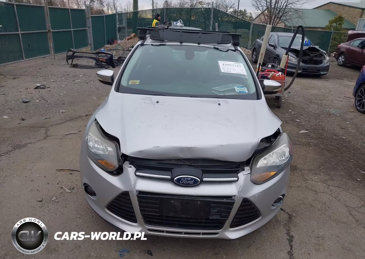 2012 Ford Focus Titanium VIN:1FAHP3N26CL308955 - 12