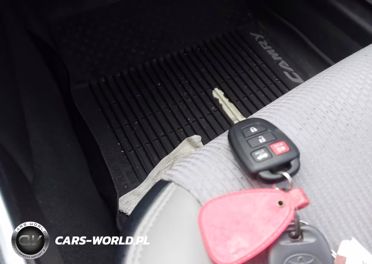 2017 Toyota Camry Se VIN:4T1BF1FK0HU642367 - 11