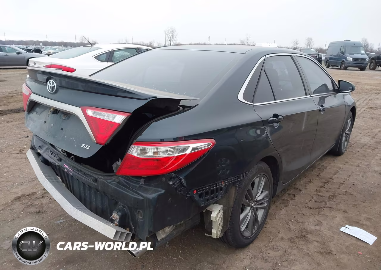 2017 Toyota Camry Se VIN:4T1BF1FK0HU642367 - 4