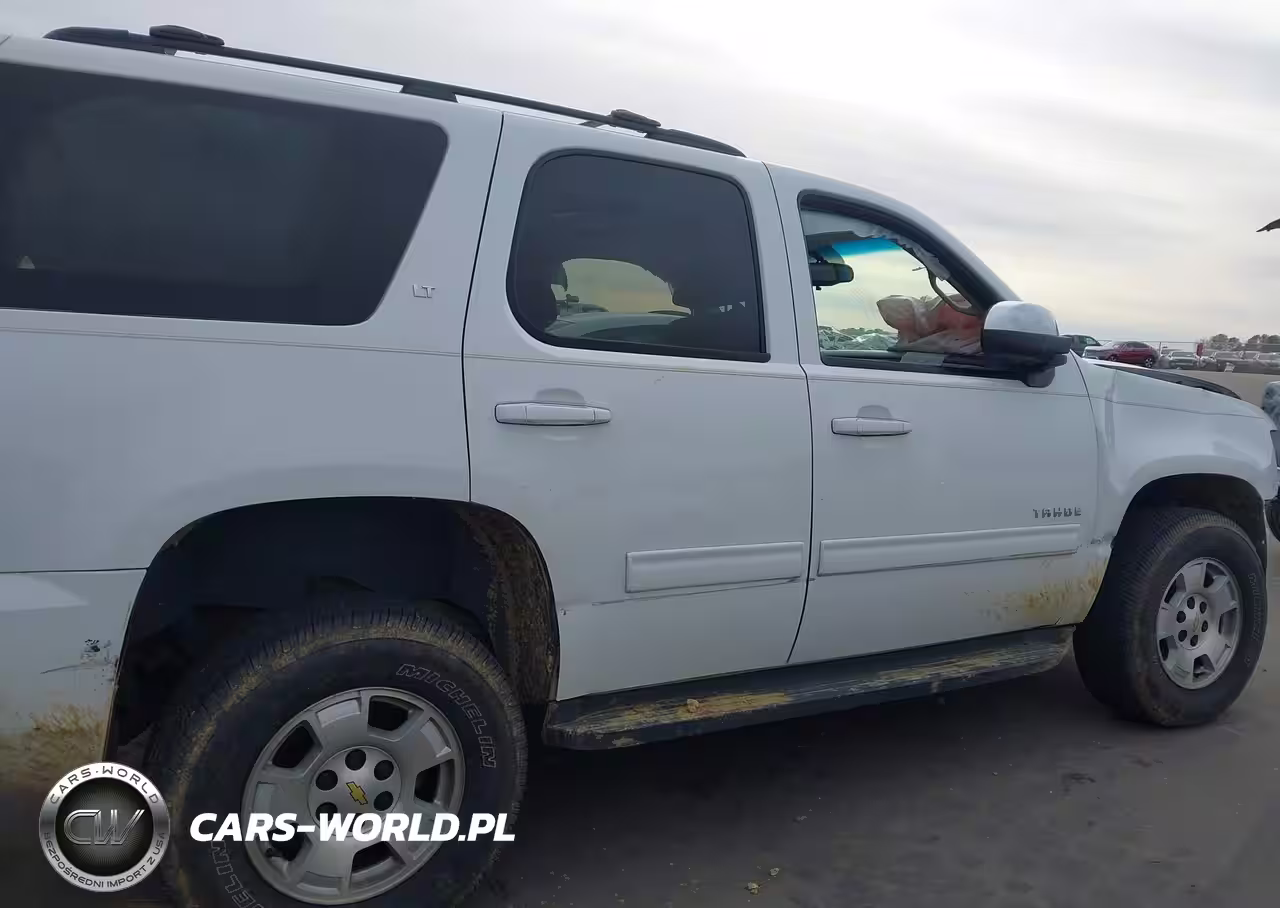 2012 Chevrolet Tahoe Lt VIN:1GNSCBE05CR155686 - 13